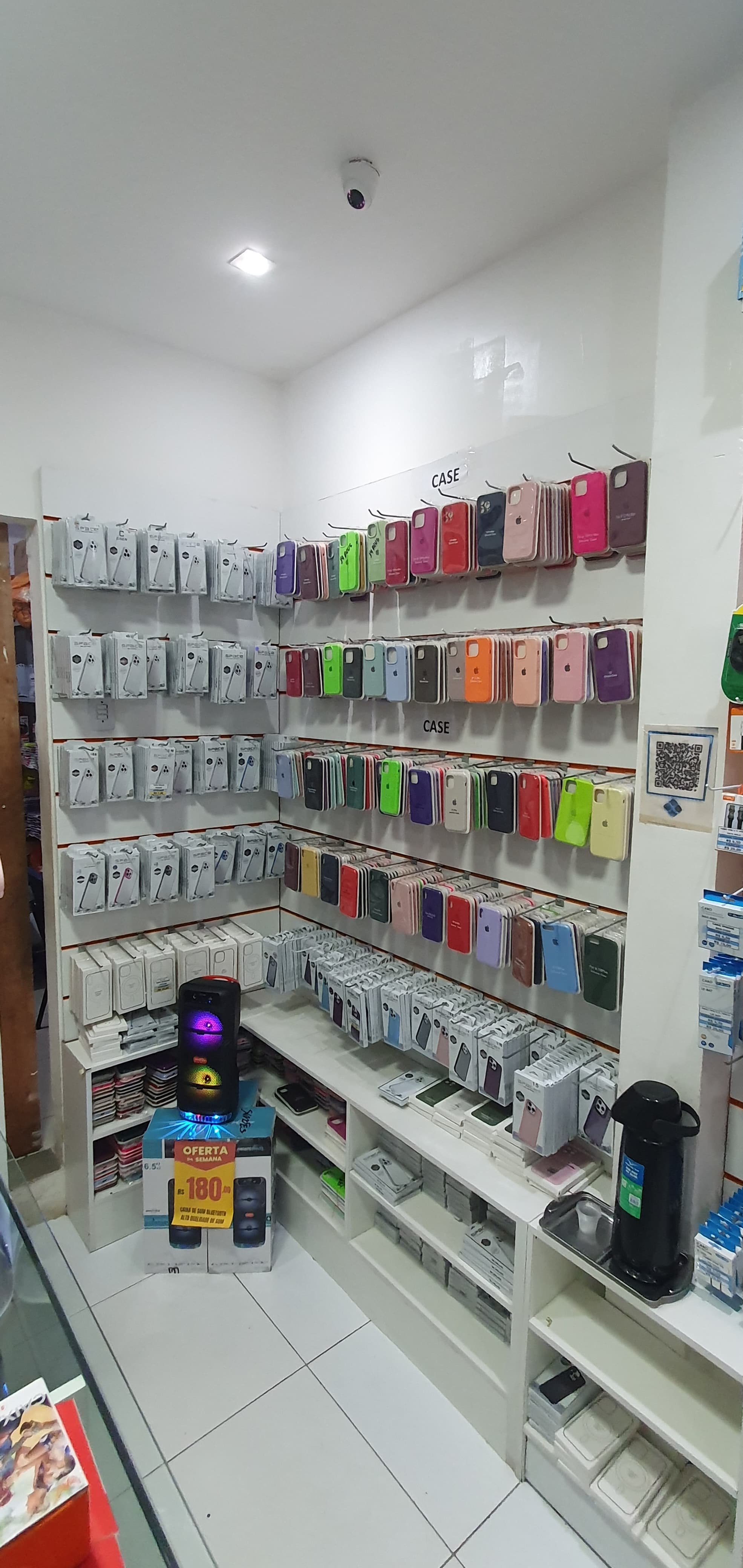 Showcase de produtos Global Distribuidora - Telas, displays e acessórios mobile